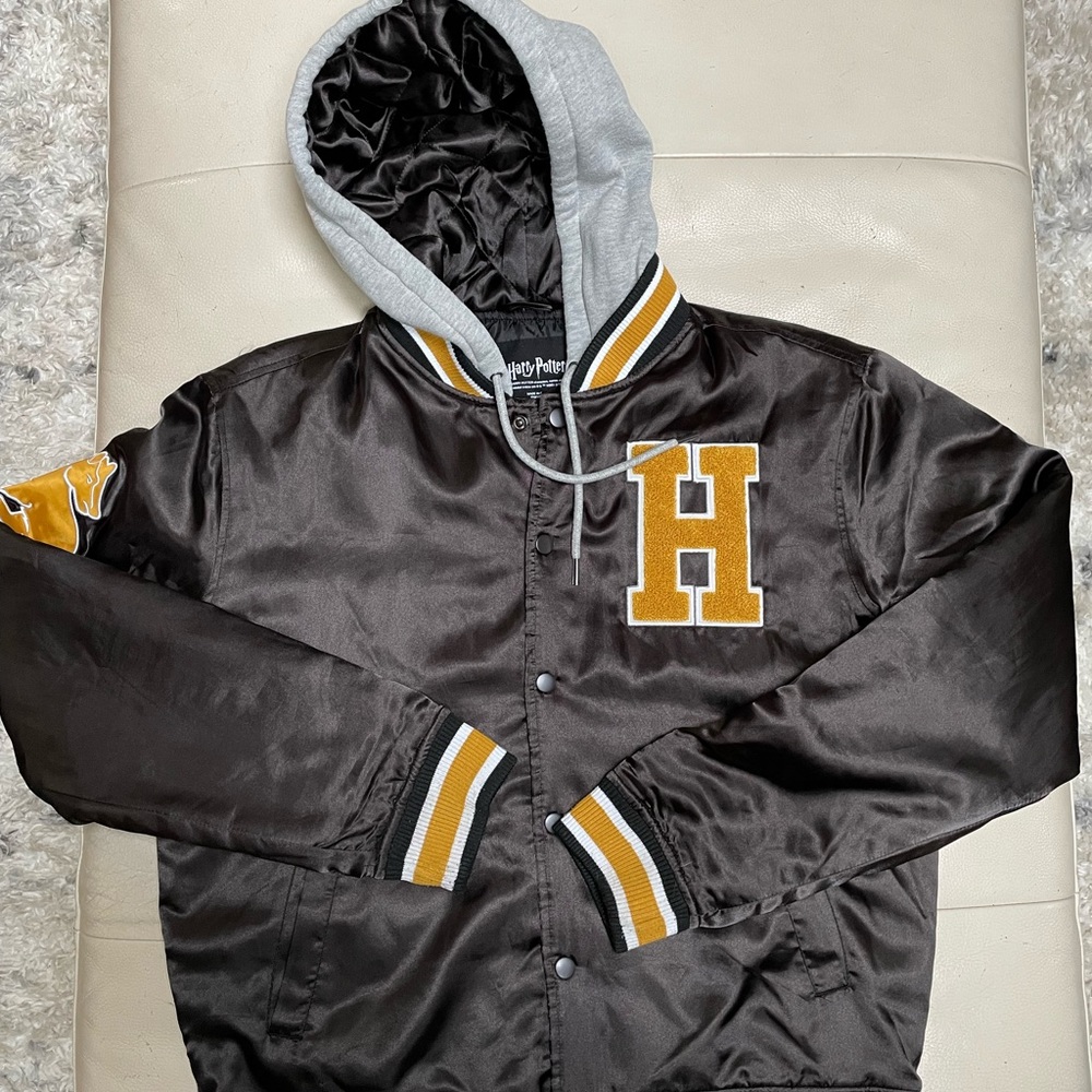 Harry Potter Hufflepuff Varsity Bomber Jacket with Hood Size S